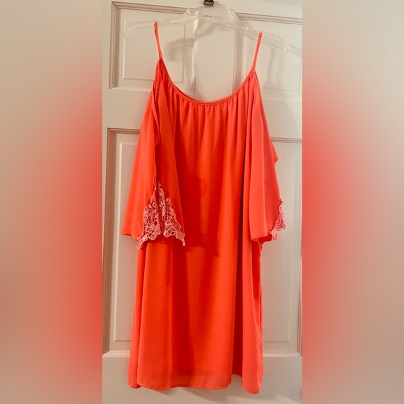 EUC San Joy swing shift coral cold-shoulder dress - Picture 2 of 6